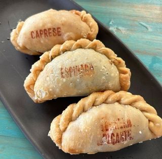 Empanada Argentina De Ternera 