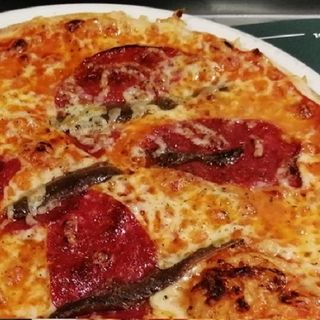 Pizza napolitana (mediana)