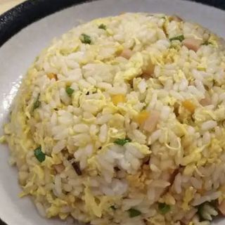 21. Arroz Frito Con Tres Delicias