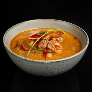 Суп Том-ям лосось з креветкою (380г)