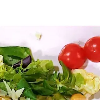 Ensalada rulo de cabra