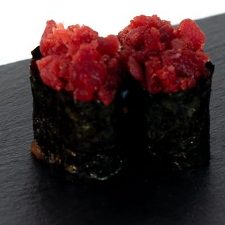 Gunkan de atún (2 uds.)