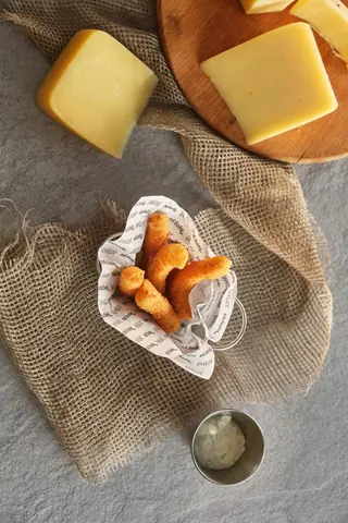 Сырные палочки (250 г)