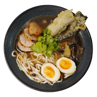 Zupa Ramen z wieprzowiną