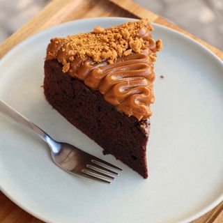 Fatia bolo de chocolate & doce de leite