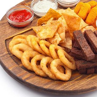 Ассорти  из горячих закусок на троих