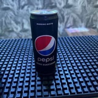 Pepsi in lattina 33 cl