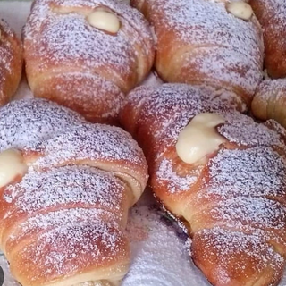 Cornetto alla crema