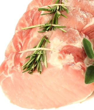 Arista di suino nostrano legata con pancetta e rosmarino 750 g