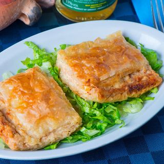 Kreatopita Il sapore deciso della carne e della feta