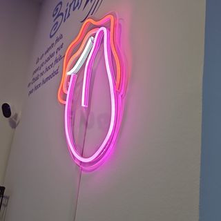 BOCADILLO AJOGAILLA,Tortilla de papas,  lomo adobado, queso edam y mayonesa