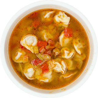 Суп Пельмени с красным бульоном