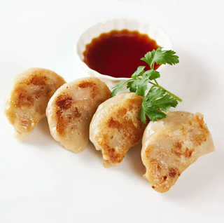 42. Gyoza alla piastra - 3 pezzi