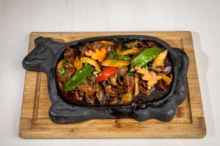 Raku Sichuan beef sizzling 360g
