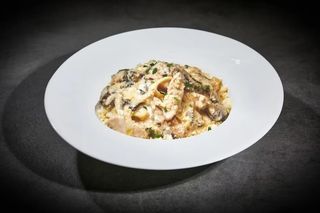 Tagliatelle Pollo con funghi