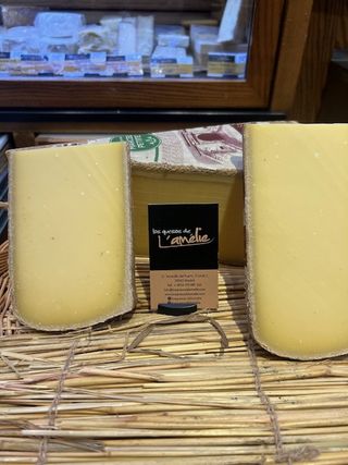 Comté DO Reserva 18 Meses 250 Gr aprox