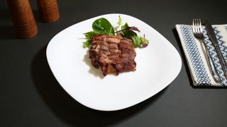 Ceafa de porc la gratar