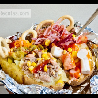 Patata Asada Con Carne De Pollo