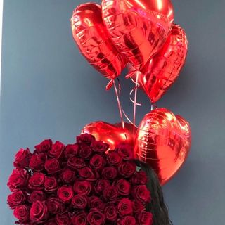 Combo GIFT  50 წითელი ვარდი  +  ჰელიუმის  5 ბუშტი  გულის ფორმის 