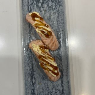 45. Nigiri De Salmón Flameado (2 Pzs.)