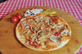 Pizza Piccante velika