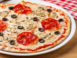 Pizza Familiar Fungosa