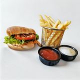 Чикън бургер с хрупкаво пиле (300гр)