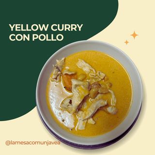 Yellow curry con pollo 
