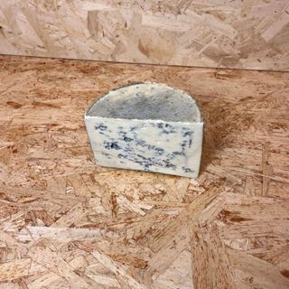 Cashel Blue1/4 Pieza (0.375 Kg Aprox)