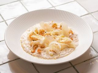 RISOTTO KREMOWE Z KREWETKAMI I MARYNOWANYM FENKUŁEM