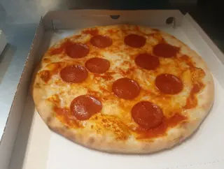 Pizza salame piccante 