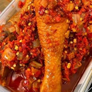 Peppered chicken mixed with beef