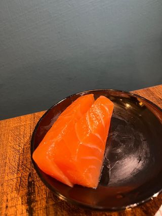 Sashimi mix salmone 12  pezzi