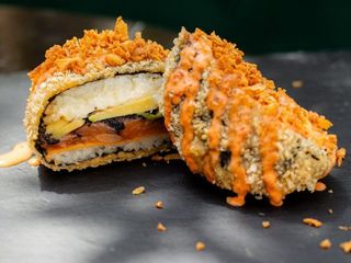 Суші Бургер з лососем 