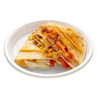 Кесадия с чили кон карне