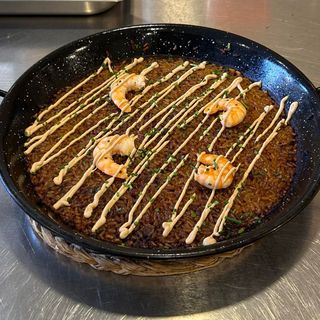 Fideos de langostinos pilpil y pulpo con alioli de ajo tostado