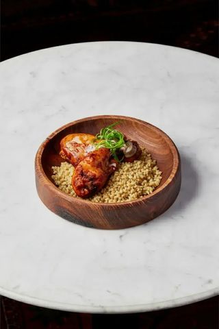 Куриная голень с булгуром.