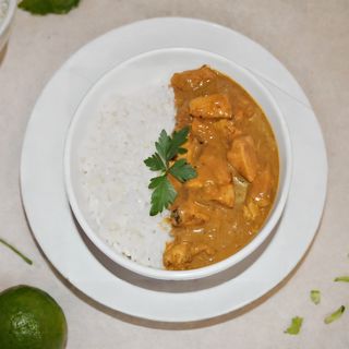 Arroz Con Salsa Tres Delicias