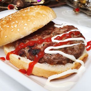 Hamburguesa de pollo o ternera infantil