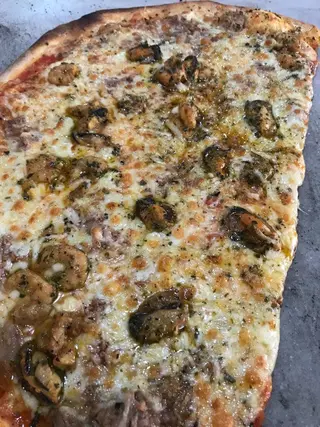 Pizza fruti di mare (33 cm.)