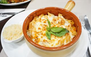 Penne Siciliene al forno – sos rosu   