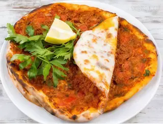 Pizza Turca Normal De Ternera