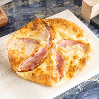 ხაჭაპური ლორით