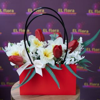 Aranjament cu lalele