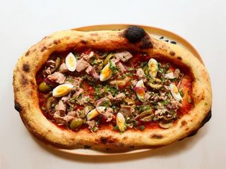 Піцетта з тунцем середня (300г)