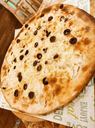 Pizza Fugazzeta (33 Cm.)