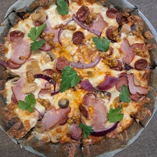 Крафтова Піца Козацька 25см / 360 гр