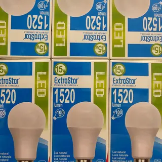 Lampadina 100 w con consumo di 15w