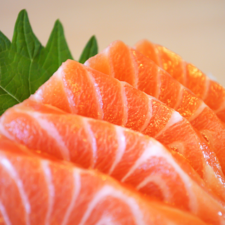 Sashimi De Salmón (5 Cortes)