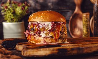 იუნიქ ბურგერი საფირმო